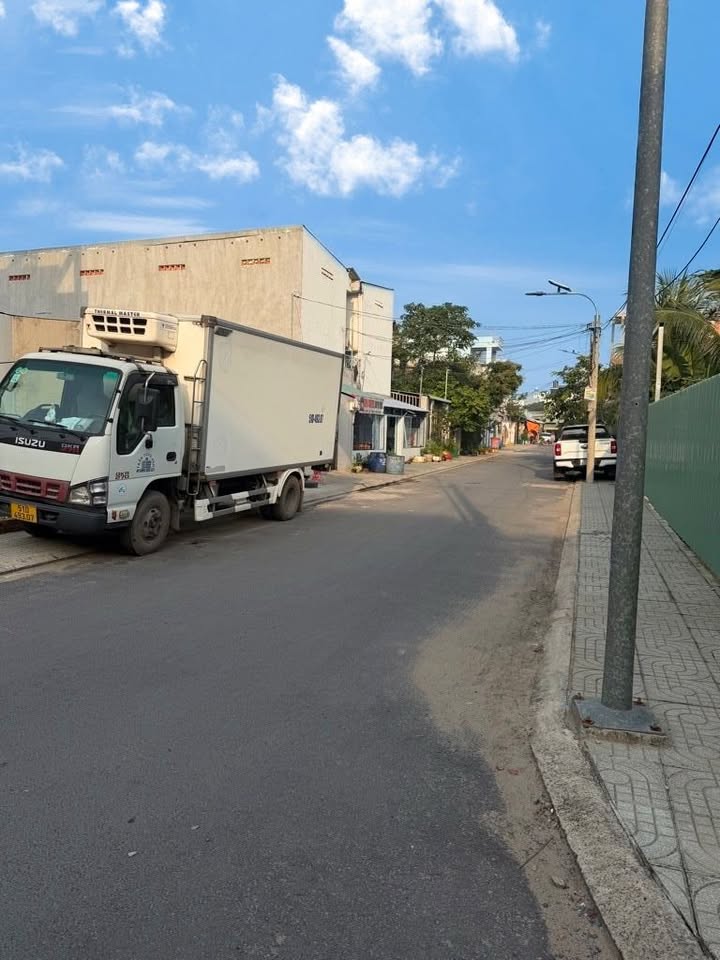 Đất mặt rạch TX24, Phường Thạnh Xuân, Quận 12, 61m² giá 4.5 tỷ - Sổ hồng riêng, sang tên nhanh!