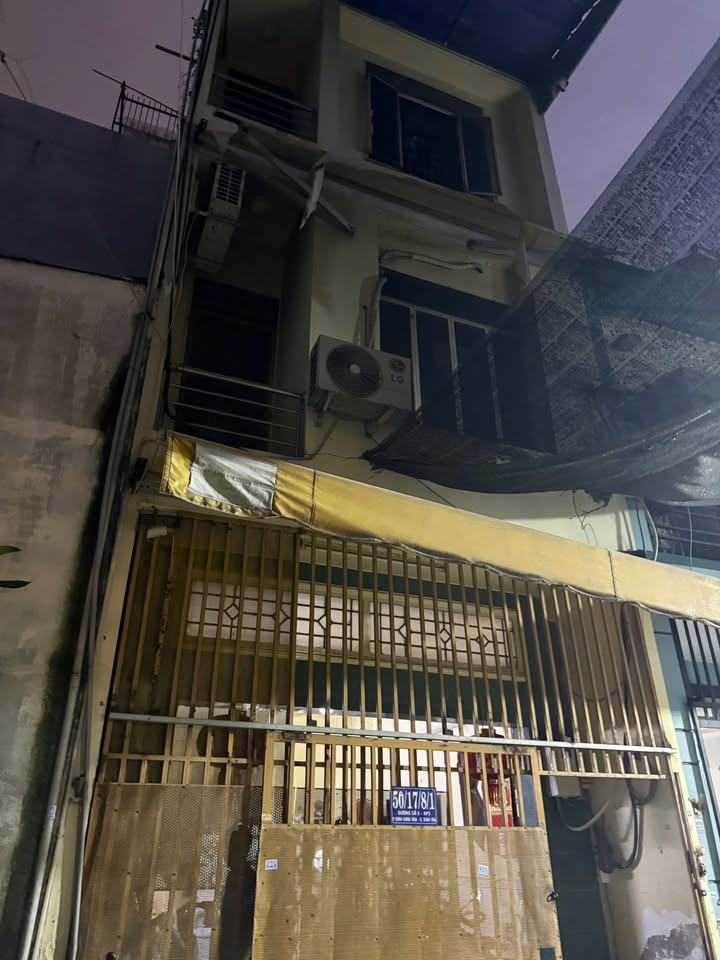 Nhà phố mặt tiền hẻm 6m tại Bình Tân 40m² giá 4.7 tỷ - Kinh doanh thuận lợi!