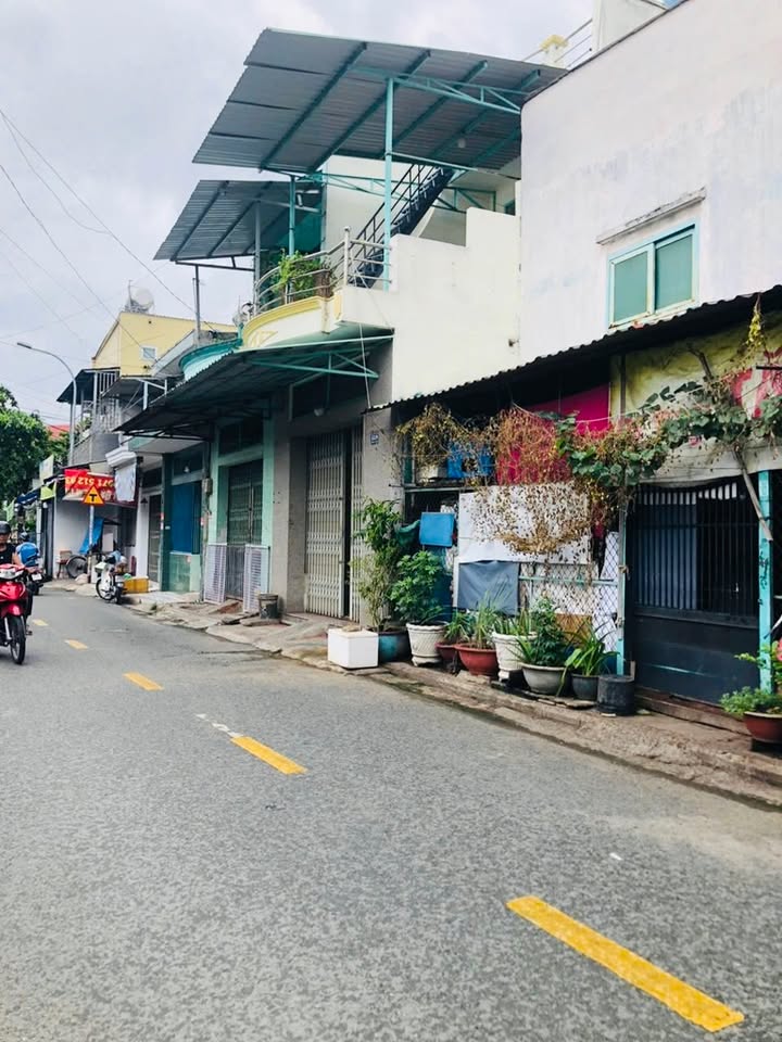 Nhà mặt tiền Đường 26 Tháng 3, Bình Tân 64m² giá 10 triệu - HĐ thuê 10 triệu/tháng!