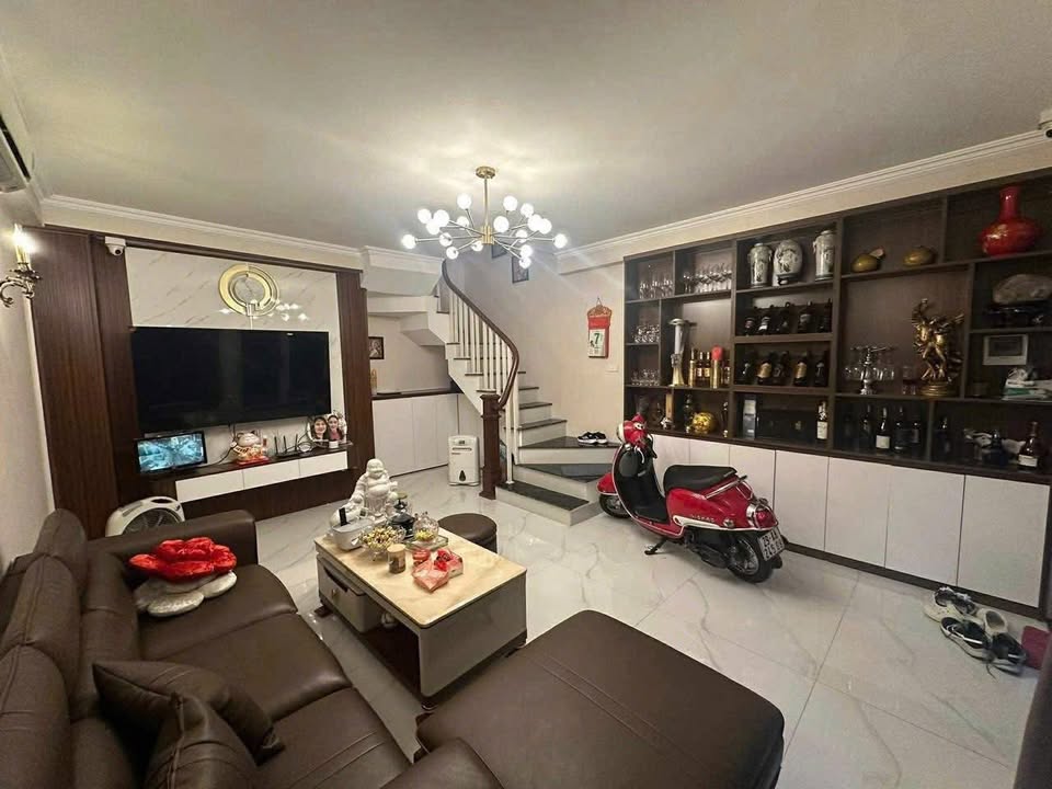 Nhà Đẹp Nguyễn Khắc Nhu - Ba Đình 30m² giá 15 tỷ - Đón Tết ngay!