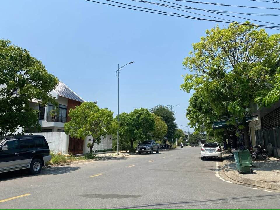 Đất nền đường Lạc Long Quân, Ba Cung 120m² giá 3 tỷ - Vị trí kinh doanh sầm uất!