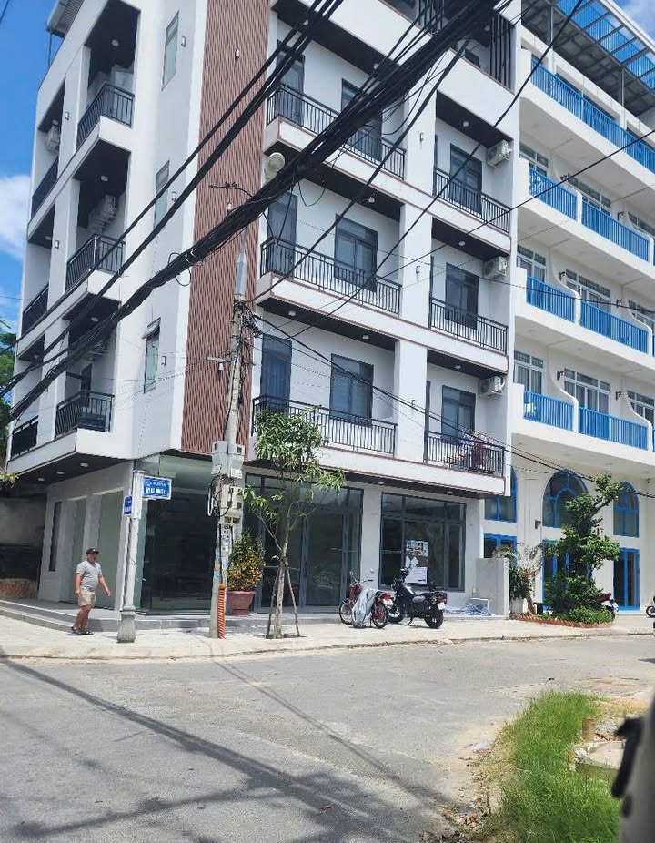 Đất lô góc 2 mặt tiền Bà Huyện Thanh Quan 98m² giá 22 tỷ - Cơ hội đầu tư sinh lời!