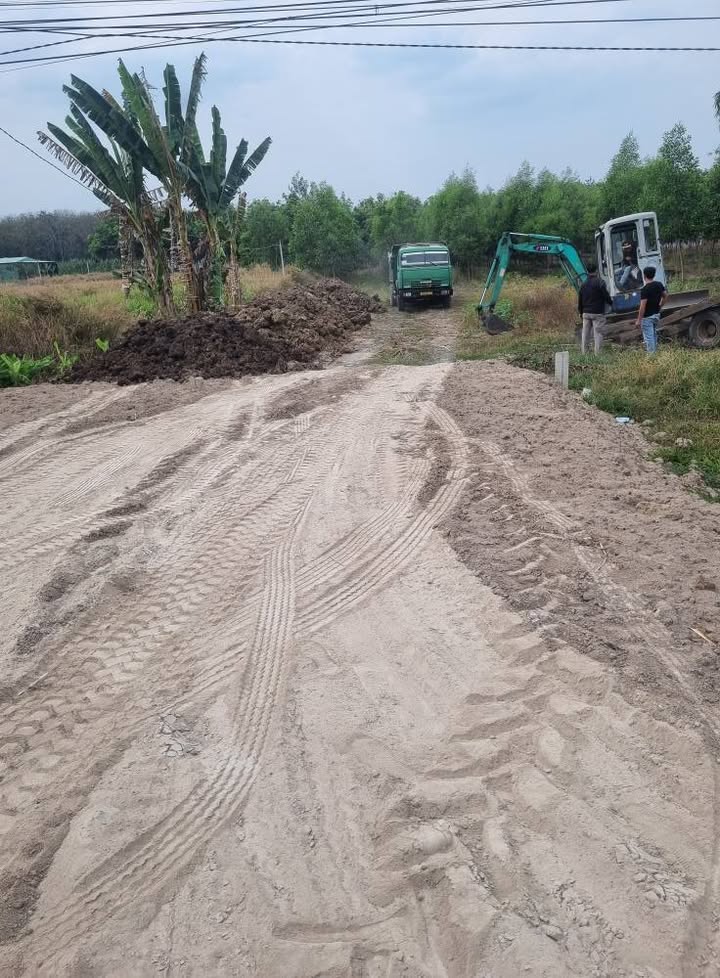 Đất nền Tân Hiệp, Tân Châu 2400m² giá 650 triệu - Sổ đỏ chính chủ!