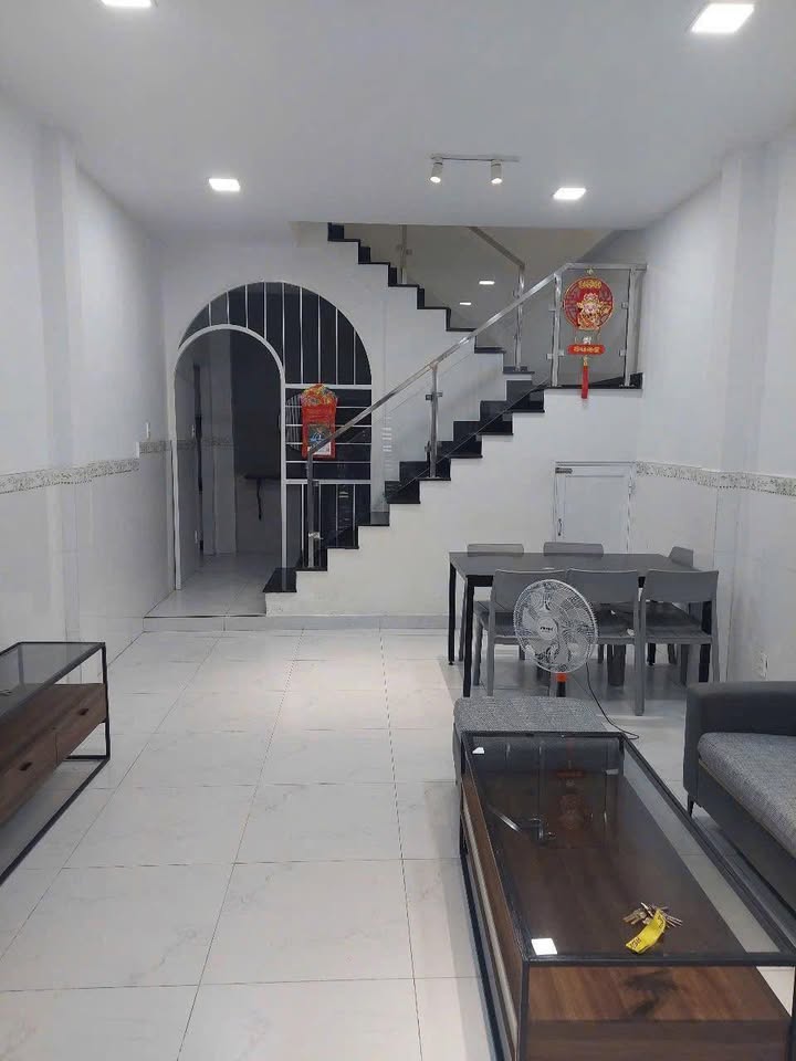 Nhà cho thuê tại Âu Cơ, Quận 11 - 40m² giá 14 triệu - Full nội thất sang trọng!