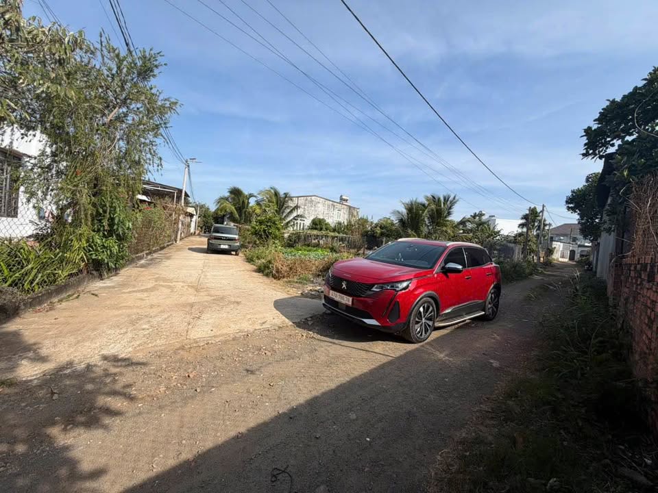 Nhà phố Hẻm 502 Trần Phú BMT 125m² giá 1.98 tỷ - Đường ô tô vào tận nơi!