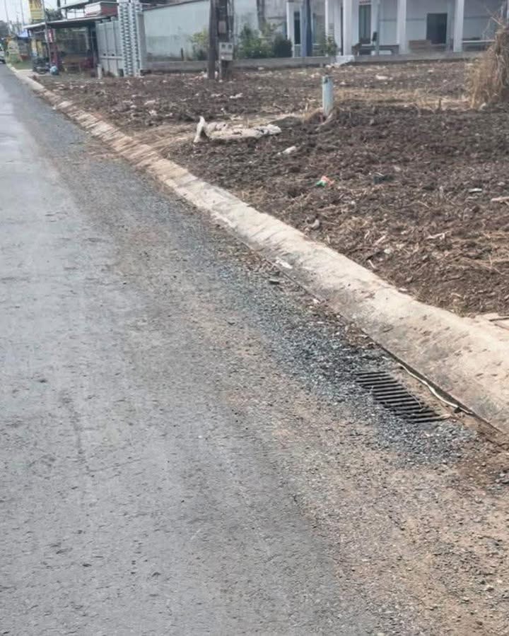 Đất thổ cư mặt tiền HL02, xã Tân Phước, Đồng Tháp - Diện tích 350m² giá 1 tỷ - Cơ hội đầu tư hấp dẫn!