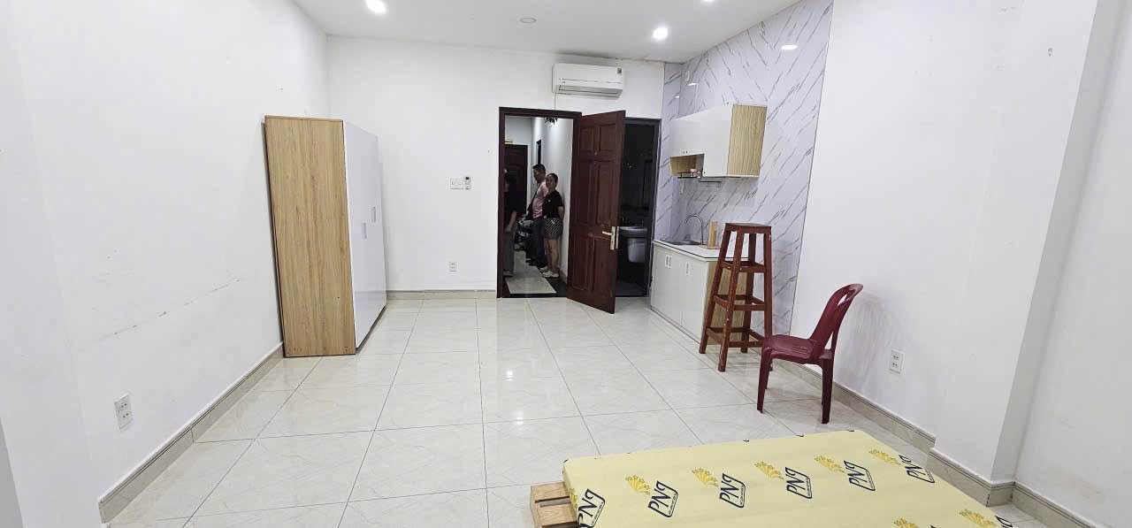 Căn hộ cho thuê tại Phan Văn Trị, Gò Vấp 30m² giá 4.8 triệu - Phòng đẹp, tiện nghi đầy đủ!