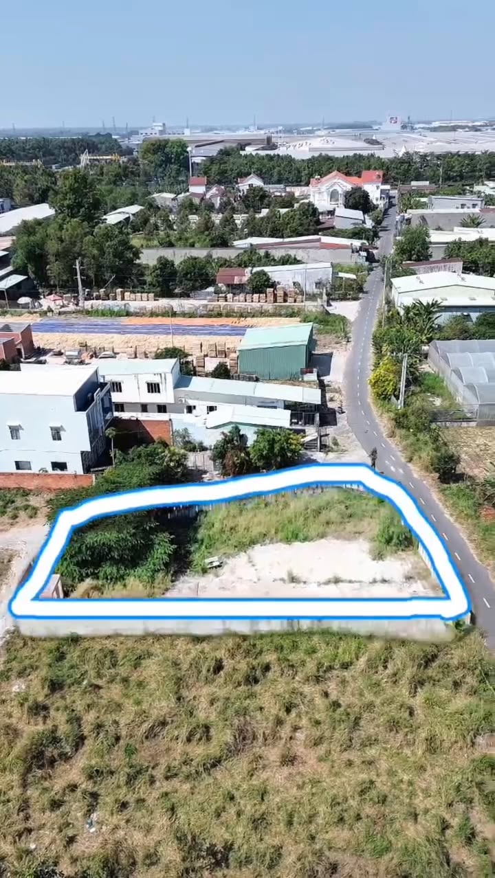 Đất nền lô góc KCN Bàu Bàng 648m² - Vị trí đầu tư siêu đẹp!