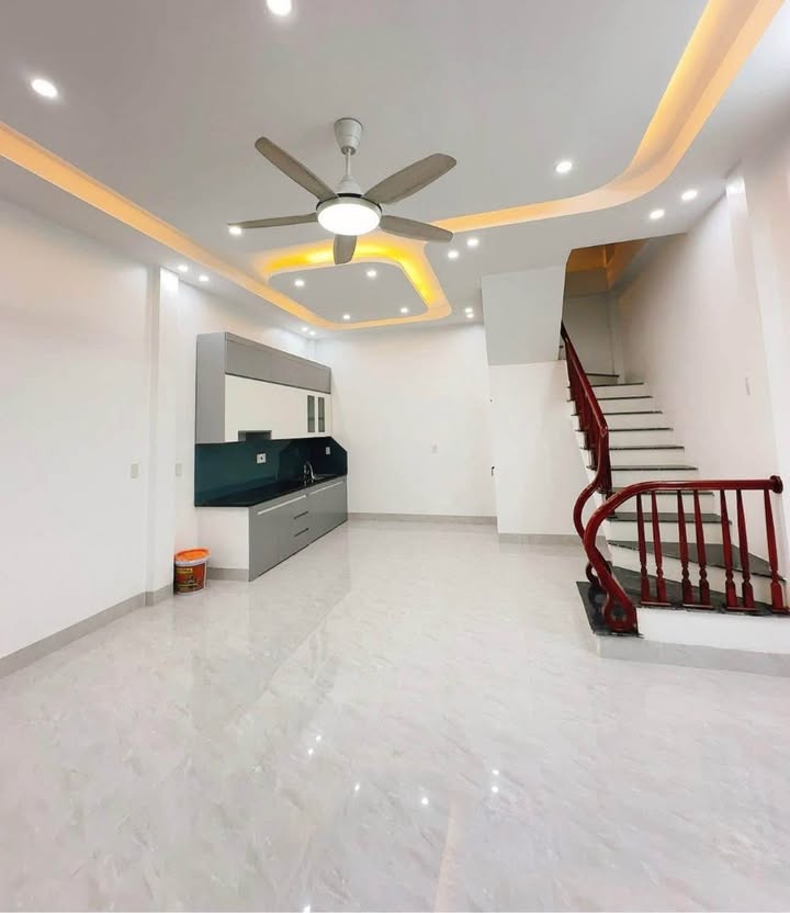 Nhà 3 tầng tại Phường Tiền Phong, TP Thái Bình 42m² giá 2,0xx tỷ - Chính chủ, sẵn sàng giao dịch!