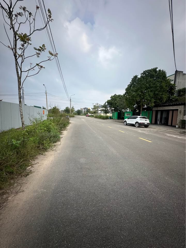 Đất xây nhà vị trí vàng tại Đông Hà 195m² giá 1.9 tỷ - Sổ đỏ chính chủ!