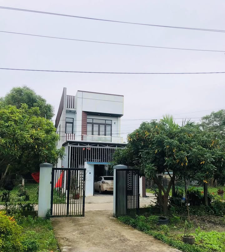 Nhà bán Phú Hậu, Hiếu Giang 120m² giá 1.9 tỷ - Nội thất tiện nghi sẵn sàng ở ngay!