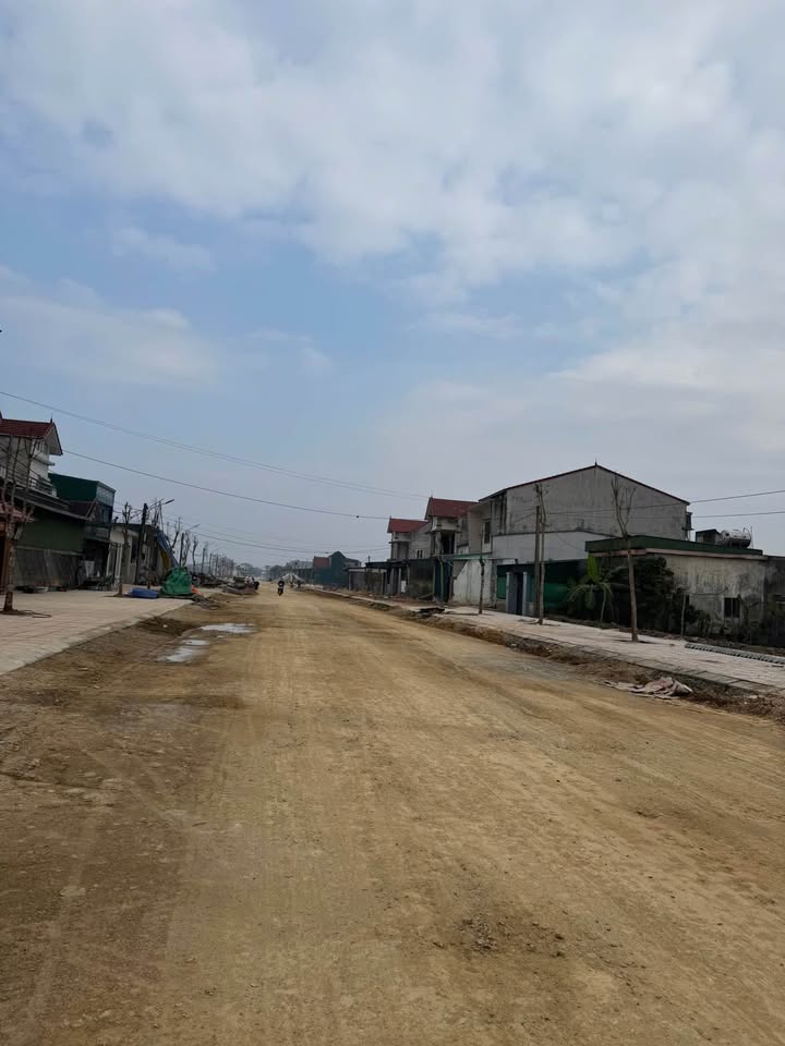 Đất nền mặt đường Sông Cày, Thạch Hà 150m² giá 4.1 tỷ - Cơ hội đầu tư tuyệt vời!