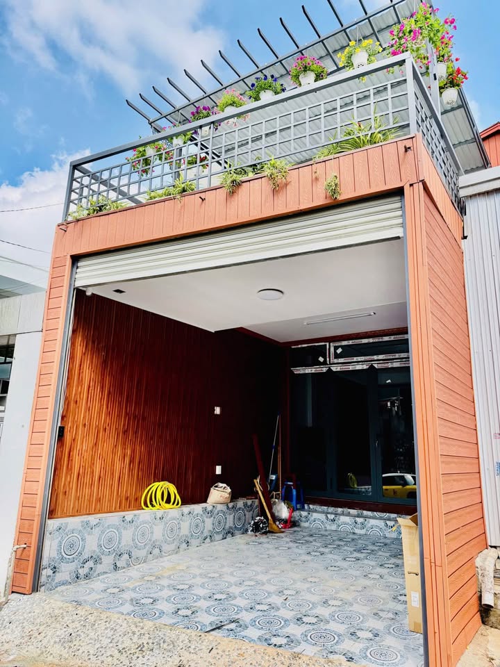 Bán nhà mặt tiền Tô Vĩnh Diện, Đà Lạt 78m² giá 7.5 tỷ - Đầu tư lý tưởng!