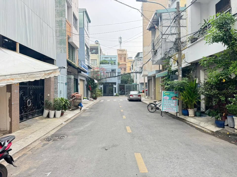 Nhà mặt tiền đường số Trần Não, Thủ Đức 84m² giá 18.2 tỷ - Sổ hồng chính chủ!