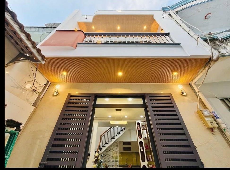Nhà mặt tiền Quang Trung, Gò Vấp 25m² giá 4.85 tỷ - Full nội thất, sẵn sàng vào ở!