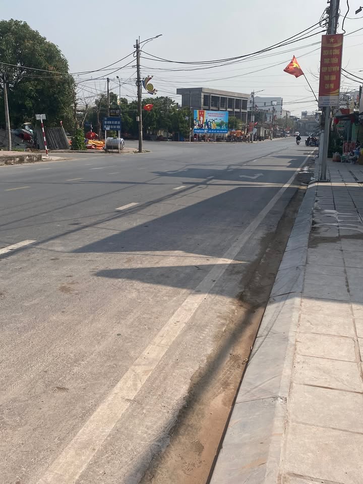 Đất nền Phố Hùng Thắng, Thị trấn Tiền Hải 90m² - Mặt đường kinh doanh sầm uất!