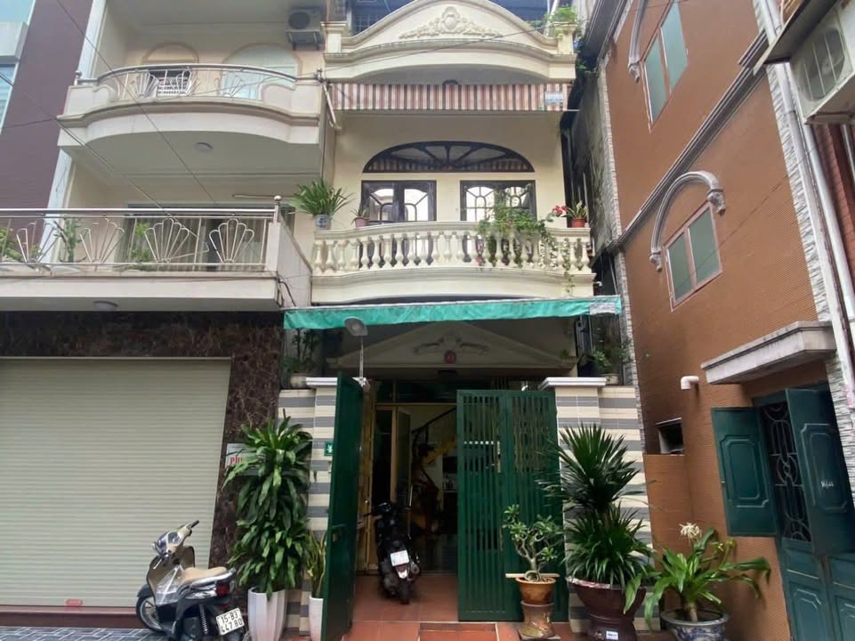 Nhà riêng phố Trần Nguyên Hãn 64m² giá 7 tỷ - Khu dân cư an ninh 24/7!