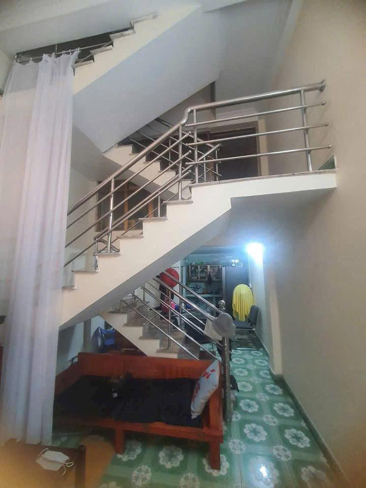 Nhà 2.5 tầng Ngõ 2 Giếng Đồn 55m² giá 1.86 tỷ - Sổ đỏ chính chủ!