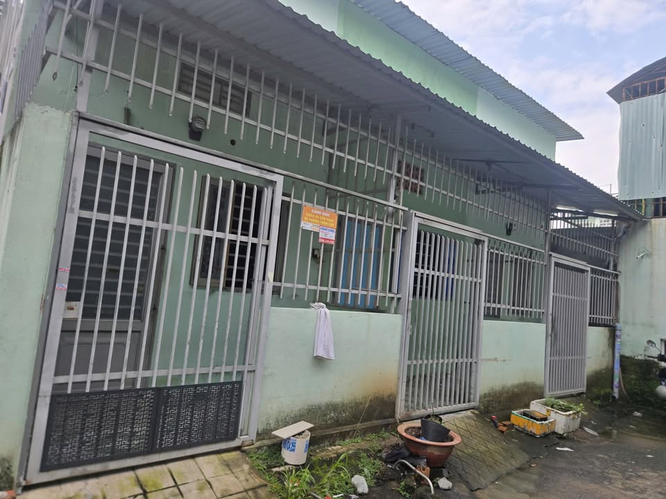 Phòng cho thuê tại Chung cư Him Lam Phú Đông, 24m² chỉ 3.5 triệu - Gần trục đường Phạm Văn Đồng!