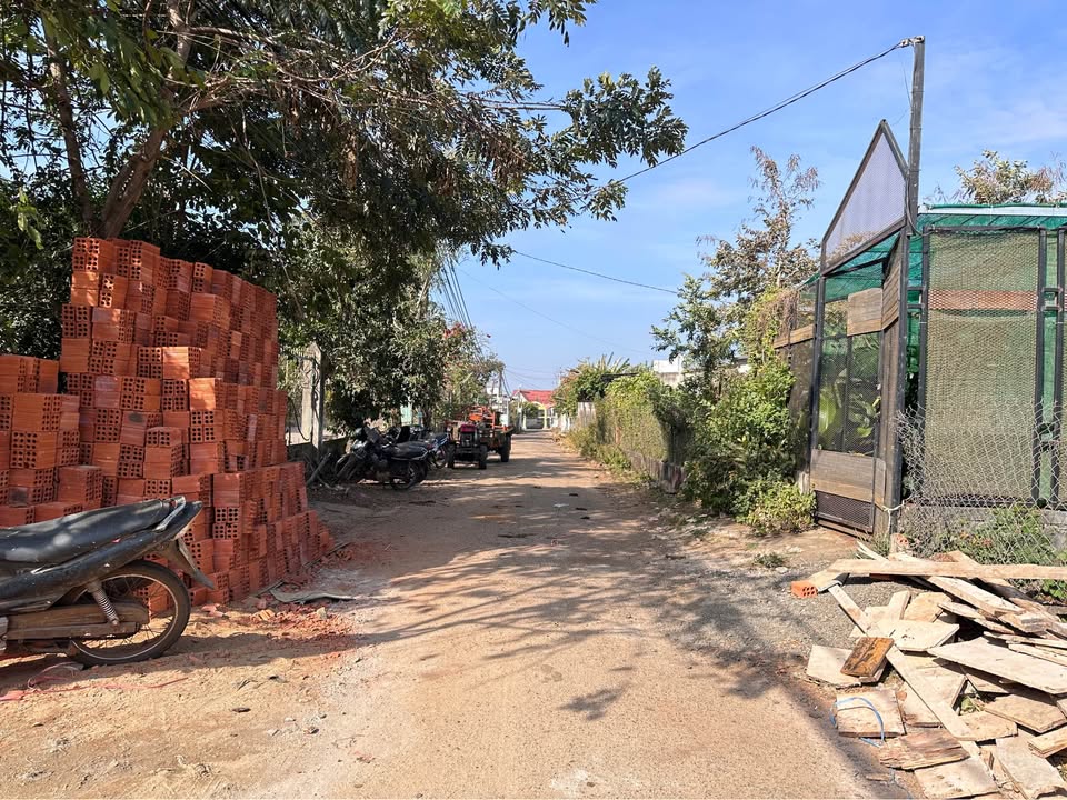 Đất nền Hẻm cấp 1 Y Wang, Buôn Ma Thuột 130m² giá 1.65 tỷ - Cơ hội đầu tư tuyệt vời!