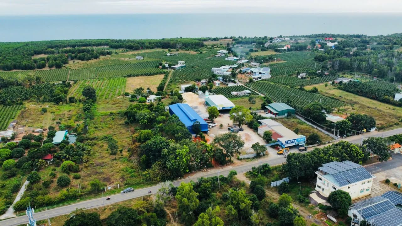 Đất thương mại mặt tiền Âu Cơ 4000m² giá 28 tỷ - Cơ hội đầu tư hấp dẫn!