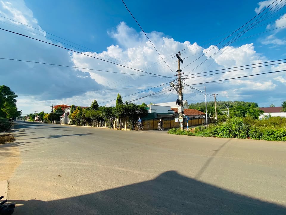 Đất nền tại Thôn Chư Cúc, Ea Kmút, 60m² giá 4.68 tỷ - Sổ đỏ chính chủ, đầu tư sinh lời!