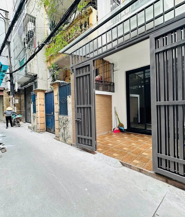 Nhà đẹp 2 tầng Phan Châu Trinh, Hải Châu giá 3.x tỷ - Đầu tư sinh lời!