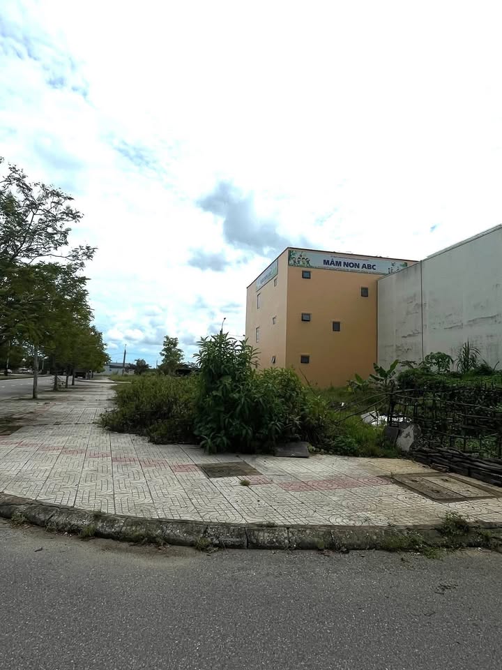 Đất nền KDT Nam Đông Hà 2761m² giá 3.2 tỷ - Lô VIP 2 mặt tiền Nguyễn Hữu Thọ!