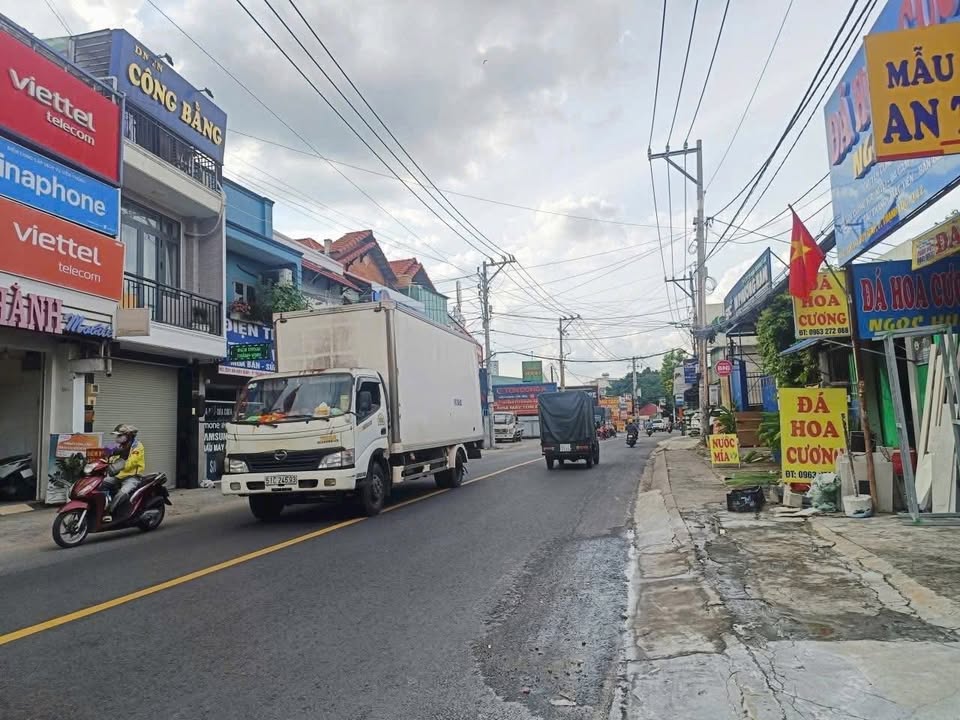 Nhà mặt tiền đường Hà Huy Giáp, Quận 12, 700m² giá 25 tỷ - Vị trí đắc địa, đầu tư sinh lời!