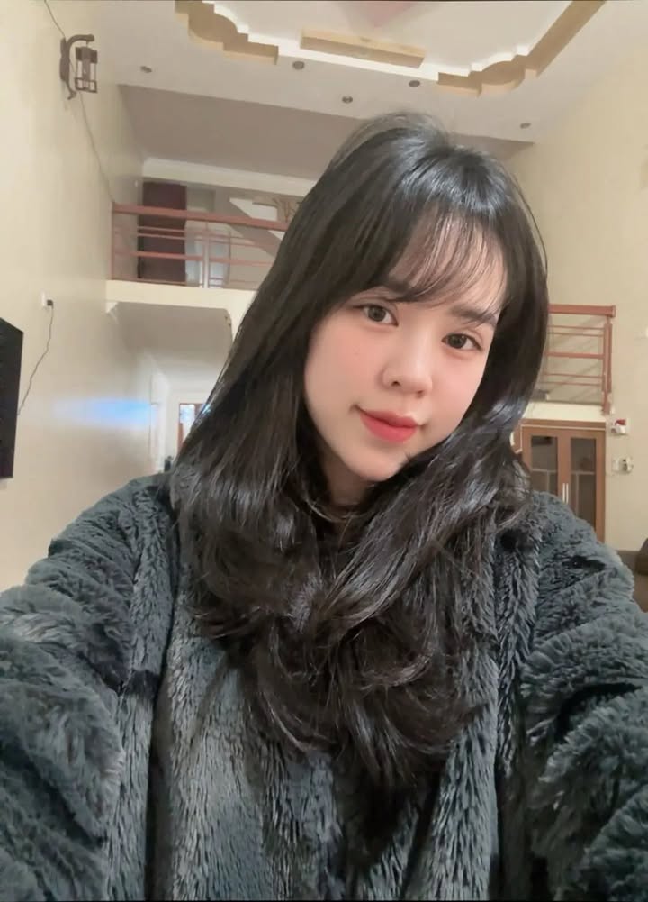 Nhà 3 tầng ngõ đường 19/5, 125m² giá 2.8 tỷ - Không ngập lụt, giao thông thuận tiện!