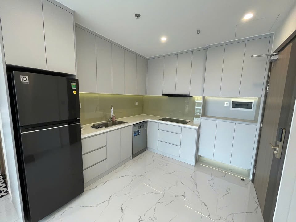 Căn hộ Vinhomes Grand Park - The Tropical 70m² giá 9 triệu - View nội khu yên tĩnh!