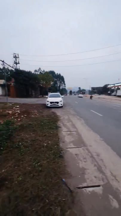 Đất nền Trại Mít Lục Nam 90m² chỉ 2 tỷ - Kinh doanh ngay!