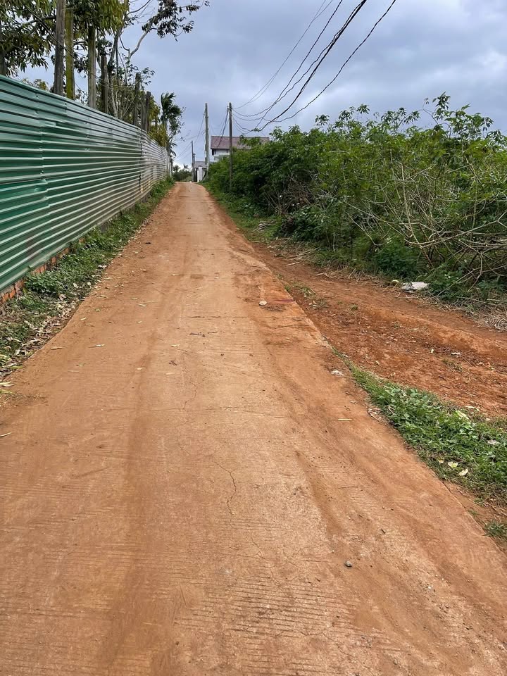 Đất thổ cư 120m² thôn 13, Pơng Drang - Giá chỉ 1.3 tỷ, lô góc 2 mặt tiền!