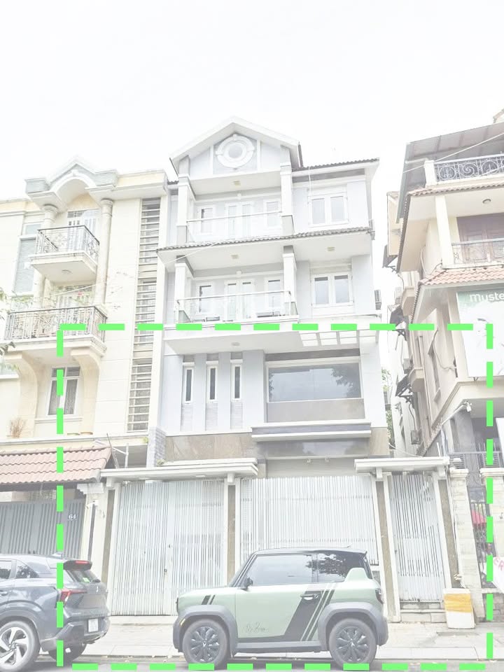 Cho thuê nguyên căn mặt tiền 62 Hoa Phượng, Quận Phú Nhuận 128m² - Vị trí đắc địa, lối đi riêng thoải mái!