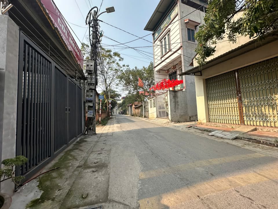 Đất nền trung tâm Vĩnh Yên 126m² giá chỉ 2 tỷ - Vị trí đắc địa gần bệnh viện và chợ!