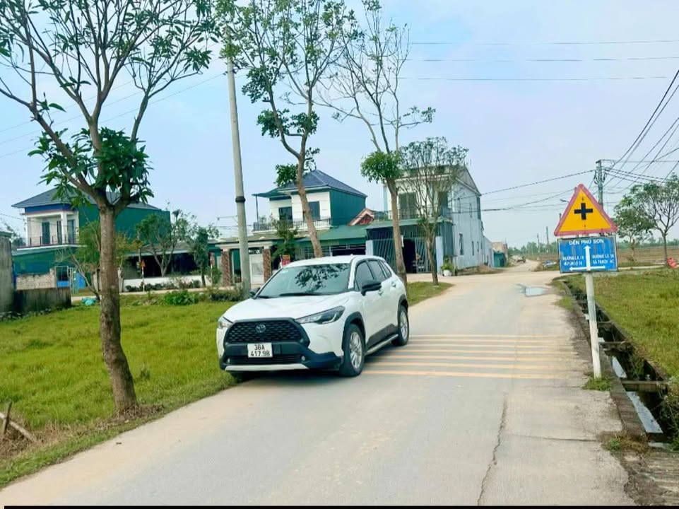 Bán đất Phú Sơn, Hà Tĩnh 144m² giá 1 tỷ - Vị trí thuận lợi gần chợ và trường học