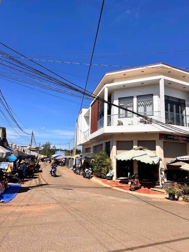 Nhà riêng Chư Á, Pleiku 95m² giá 1.2 tỷ - Tiện ích xung quanh đầy đủ!