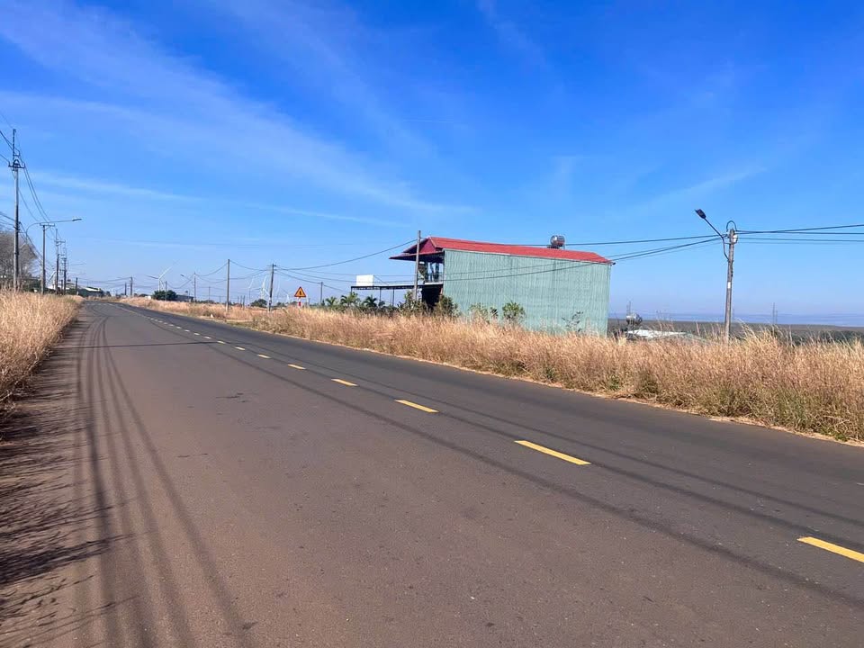 FrontHouse mặt tiền Trần Nhật Duật, P.Diên Hồng, Pleiku 164m² giá 1.09 tỷ - Kinh doanh thuận lợi!