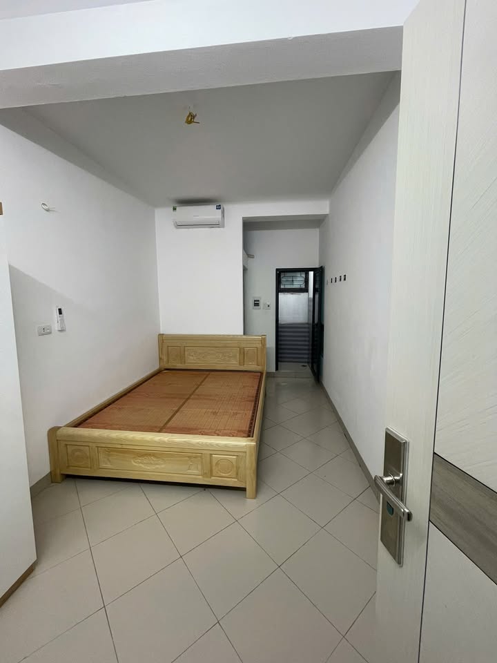 Cho thuê CCMN Linh Đàm 30m² giá 3 triệu - Phòng sạch sẽ, tiện nghi