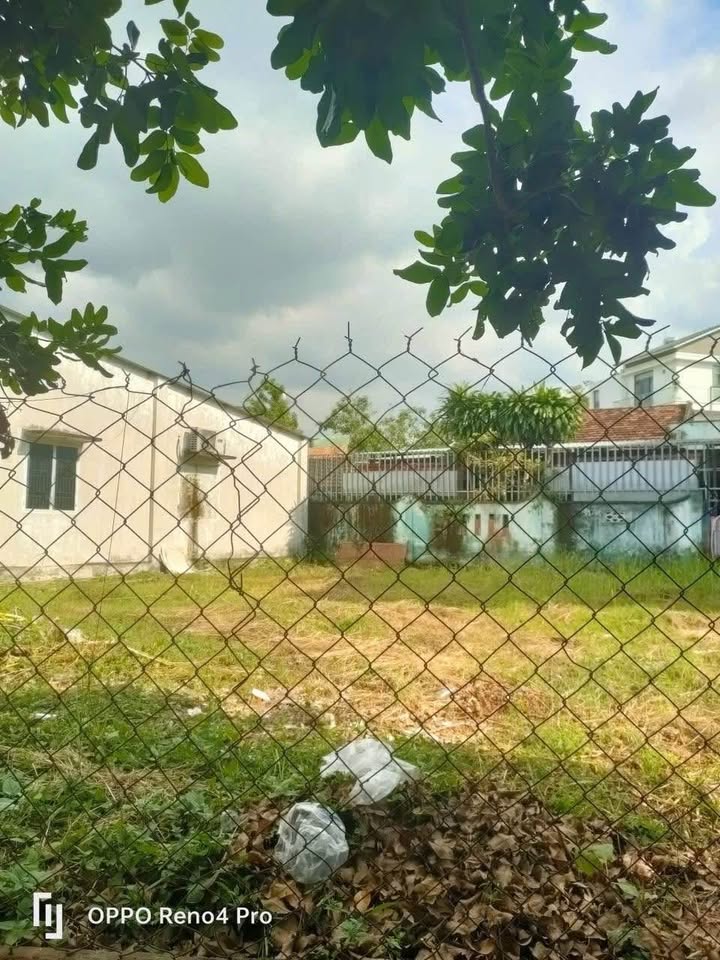 Lô đất thổ cư 200m² tại Tân Bình Dĩ An - Giá chỉ 4 tỷ, cơ hội đầu tư hấp dẫn!