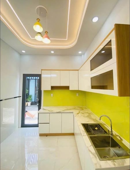 Nhà góc 2 mặt tiền Bình Tân 40m² giá 3.8 tỷ - Vị trí đắc địa, kinh doanh sầm uất!