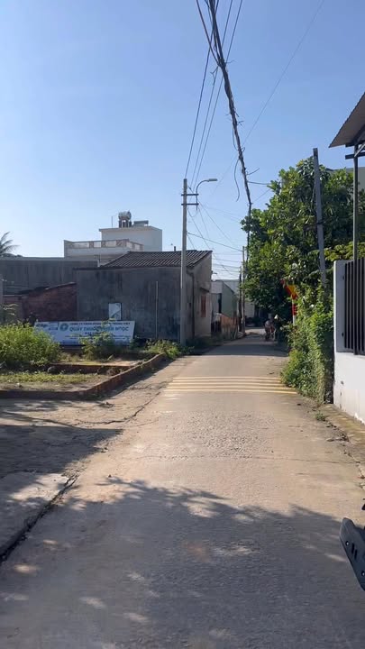 Đất nền Tịnh Khê 345m² giá chỉ 1 tỷ - Vị trí đắc địa gần trường học và biển Mỹ Khê!