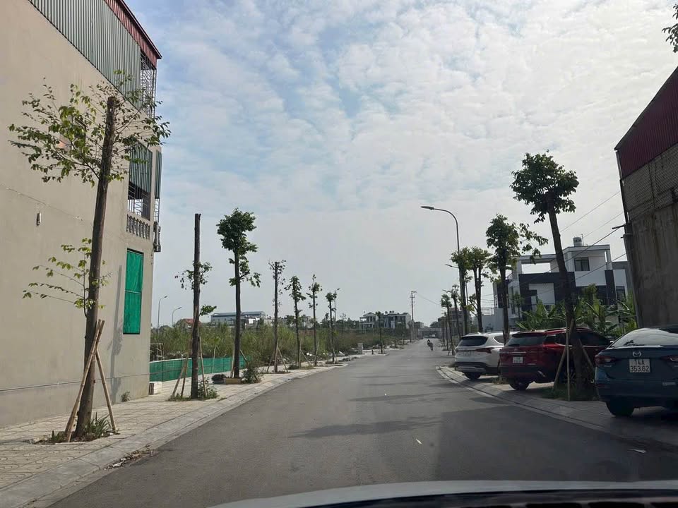 Đất đấu giá khu 9 Quang Trung - Chợ Chiều 105m² giá 2.x tỷ - Sổ đỏ chính chủ