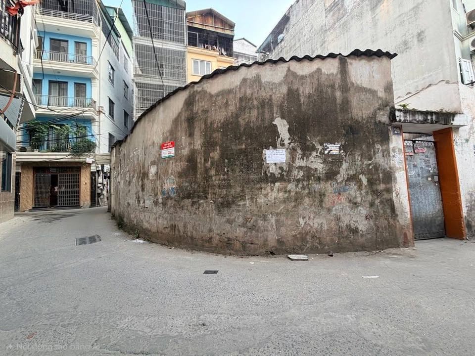 Nhà mặt phố Kim Giang 108m² giá 24 tỷ - Lô góc kinh doanh ô tô đỗ cửa!