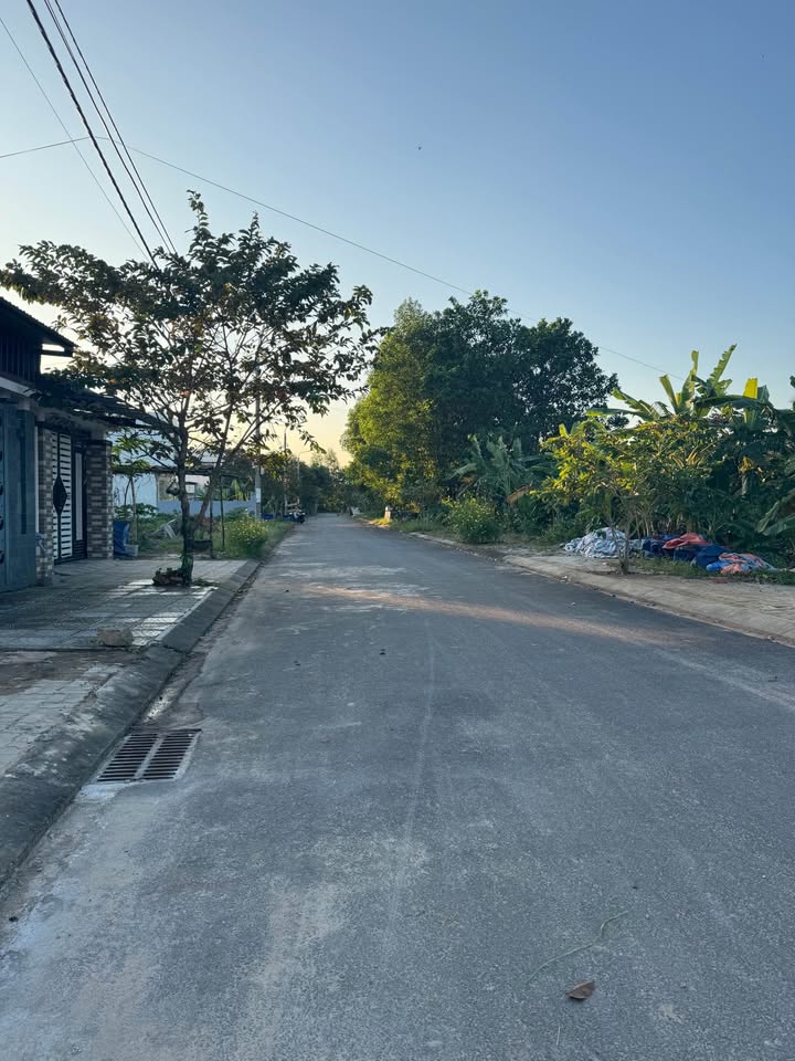 Đất mặt tiền đường 5,5m khu tái định cư điện lực Hòa Vang 150m² giá 2 tỷ - Cơ hội đầu tư hấp dẫn!