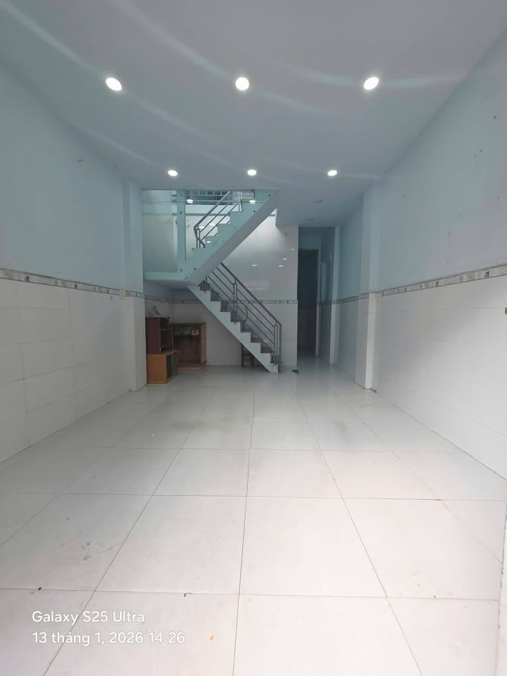 Nhà cho thuê hẻm tải Mã Lò, Quận Bình Tân 48m² giá 6.5 triệu - Không gian sống thoải mái!