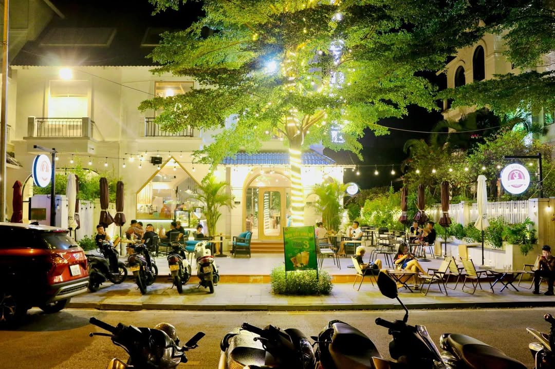 Nhà hàng cho thuê tại Trung Kính Lớn, Cầu Giấy, 450m² giá 45 triệu - Cơ hội đầu tư tuyệt vời!