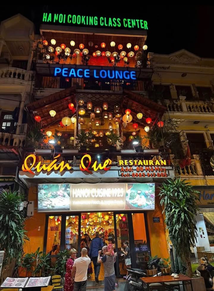 Nhà phố cổ cho thuê tại Hoàn Kiếm 250m² - Mặt tiền 6m, vị trí đắc địa!