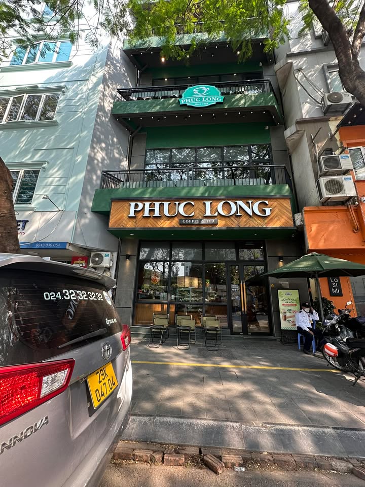 Mặt phố Liễu Giai – Văn Cao 80m² giá 40 triệu - Cơ hội kinh doanh vàng!