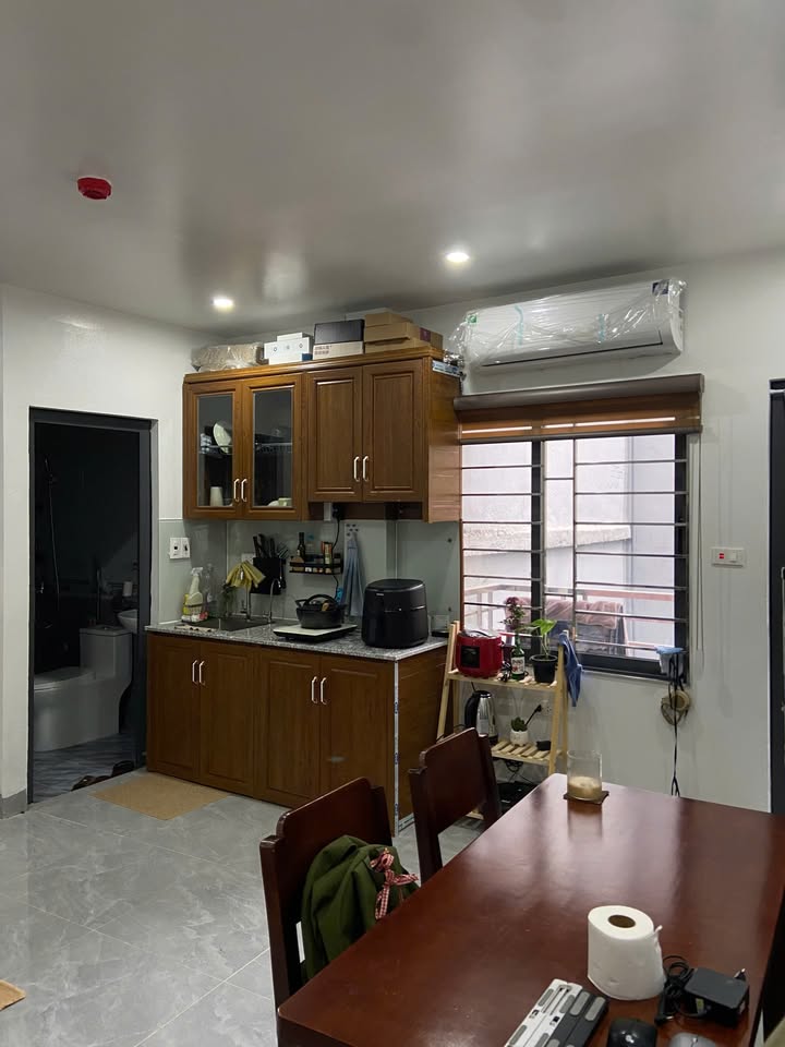 Căn hộ cho thuê tại ngõ 530 Thụy Khuê 35m² - Đầy đủ nội thất, chuyển vào ngay!